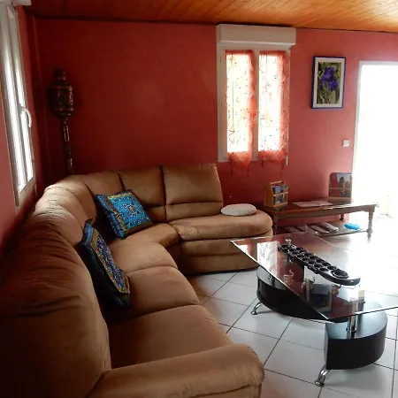 Les Combelles 46 Bed and breakfast Bach